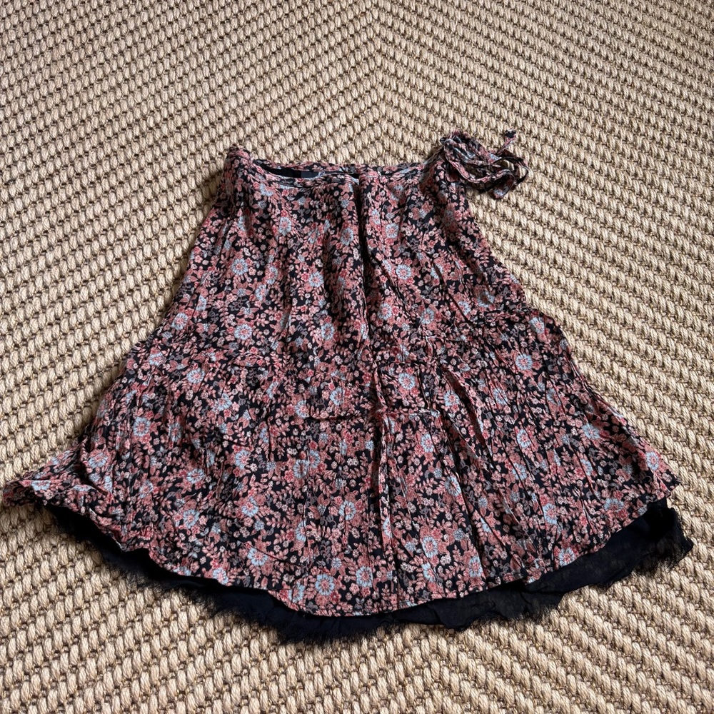 Angie Vtg Y2K 90s Floral Pink and Black Mini Skirt Size M Dainty Feminine Cute